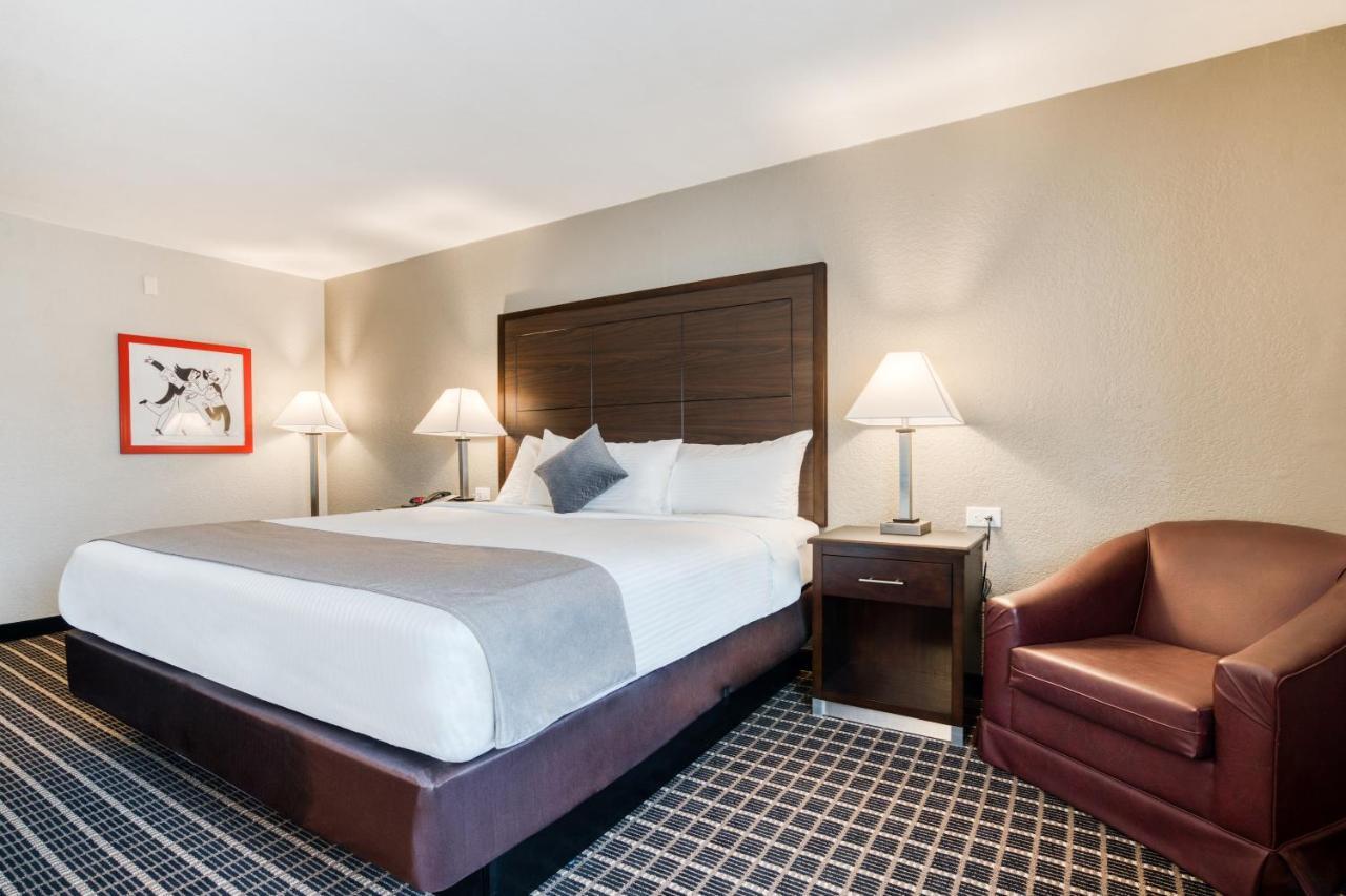 Alexis Hotel & Banquets Dallas Park Central Galleria Extérieur photo